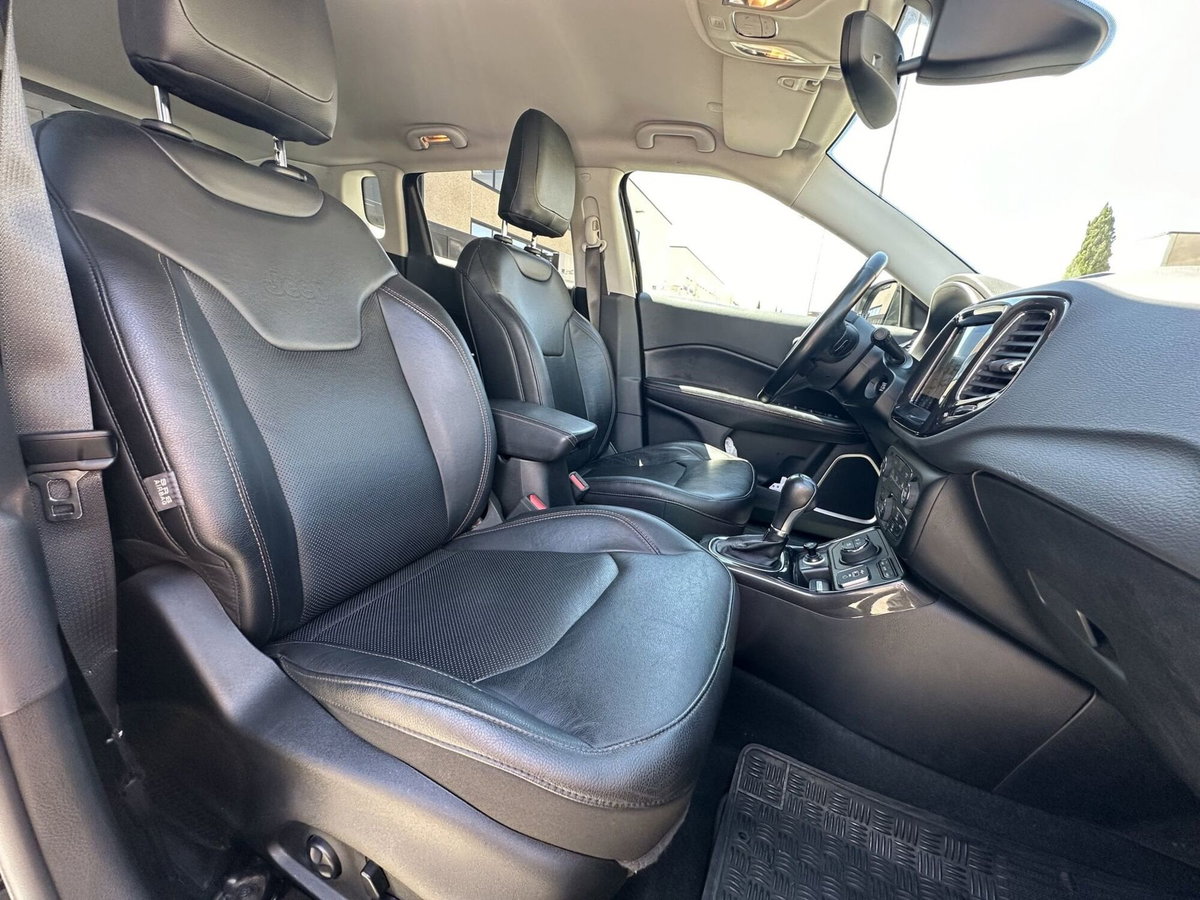Jeep Compass 1.3 T4 190CV PHEV AT6 4xe Limited (12)