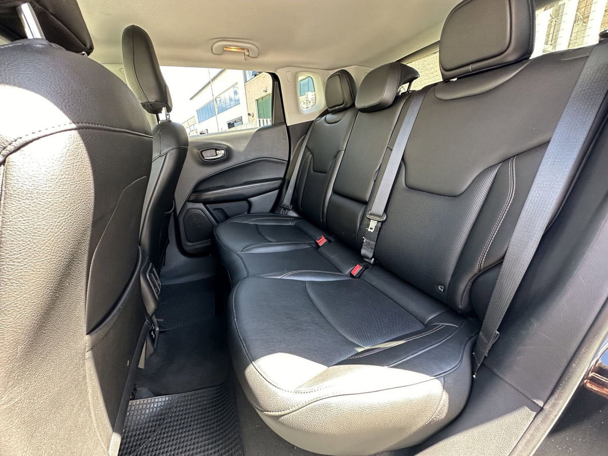Jeep Compass 1.3 T4 190CV PHEV AT6 4xe Limited (13)