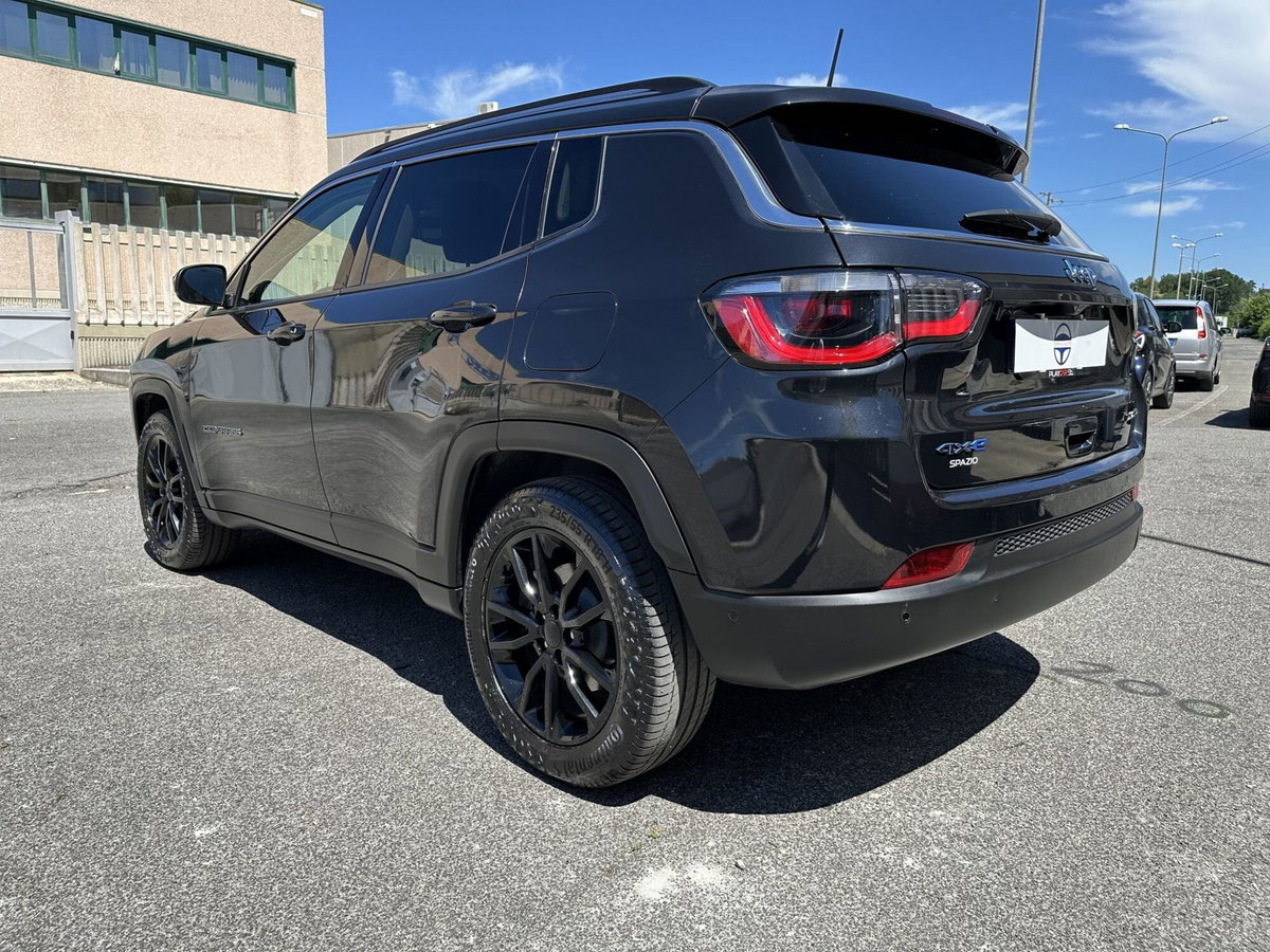 Jeep Compass 1.3 T4 190CV PHEV AT6 4xe Limited (4)
