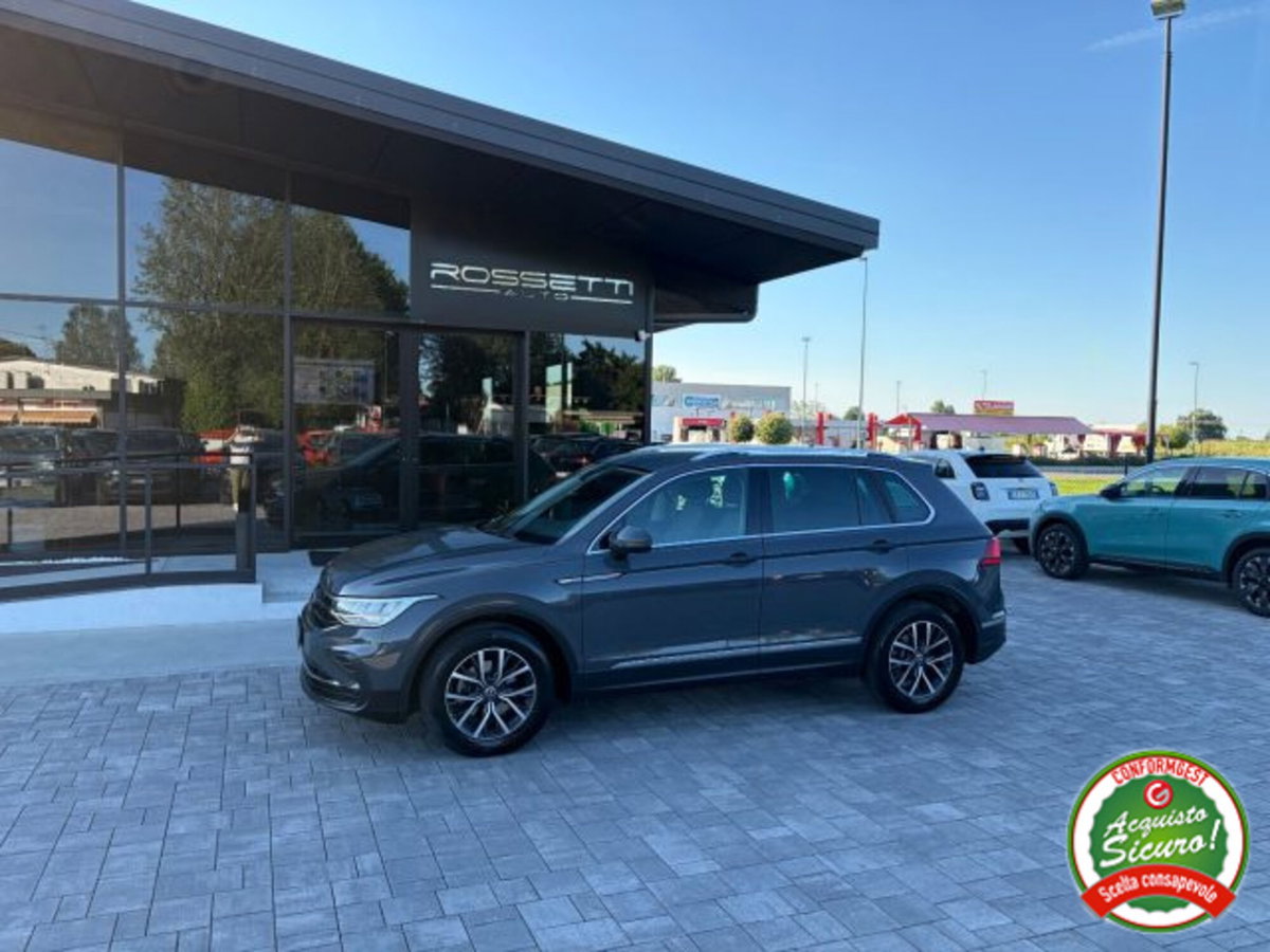 Volkswagen Tiguan 2.0 TDI 150 CV SCR DSG 4MOTION Life (3)