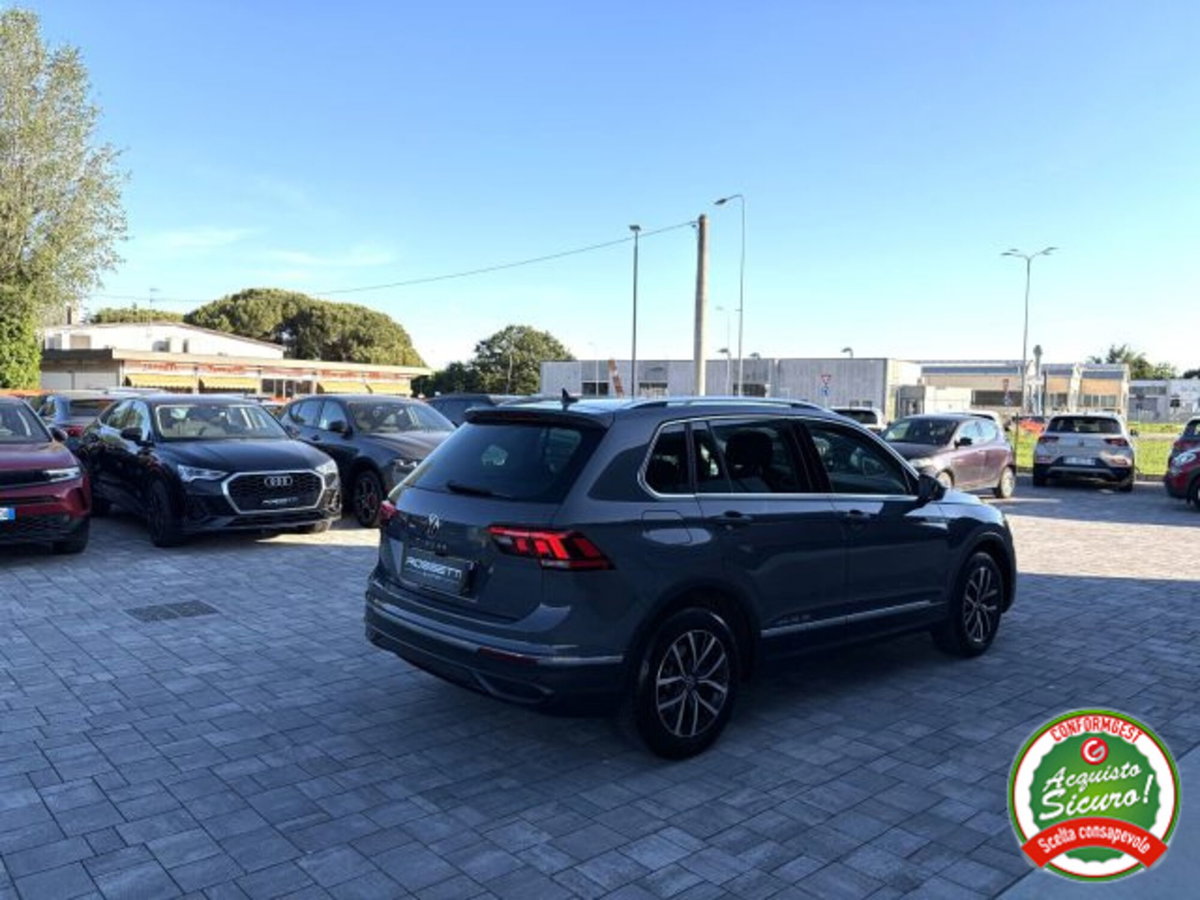 Volkswagen Tiguan 2.0 TDI 150 CV SCR DSG 4MOTION Life (9)