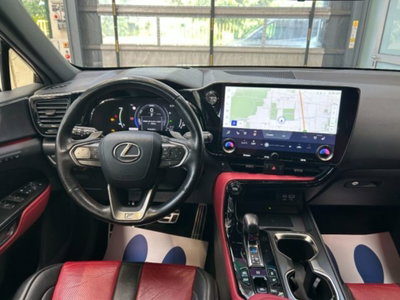 Lexus NX Hybrid 4WD F-Sport (18)