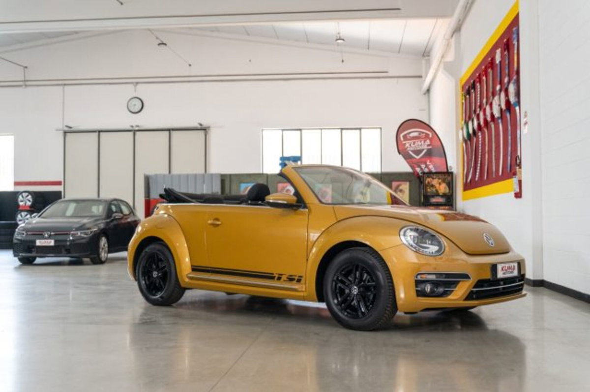 Volkswagen Maggiolino Cabrio 1.4 TSI Sport BlueMotion Technology (18)