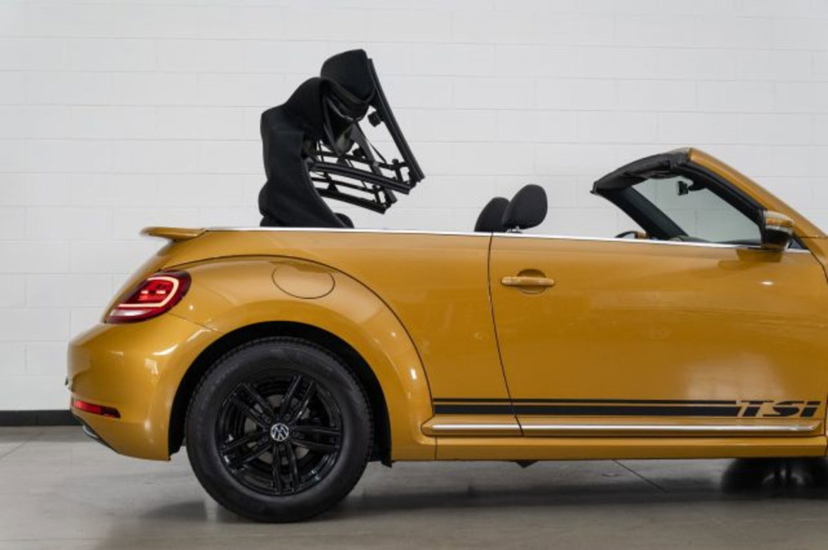 Volkswagen Maggiolino Cabrio 1.4 TSI Sport BlueMotion Technology (20)
