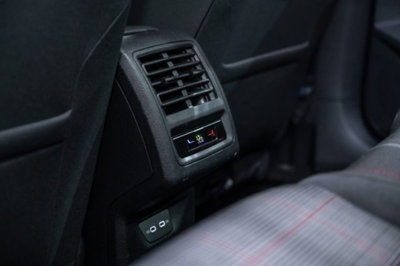 Volkswagen Golf 2.0 tsi GTI MT Ultimate 245cv (20)