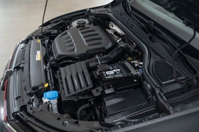 Volkswagen Golf 2.0 tsi GTI MT Ultimate 245cv (8)