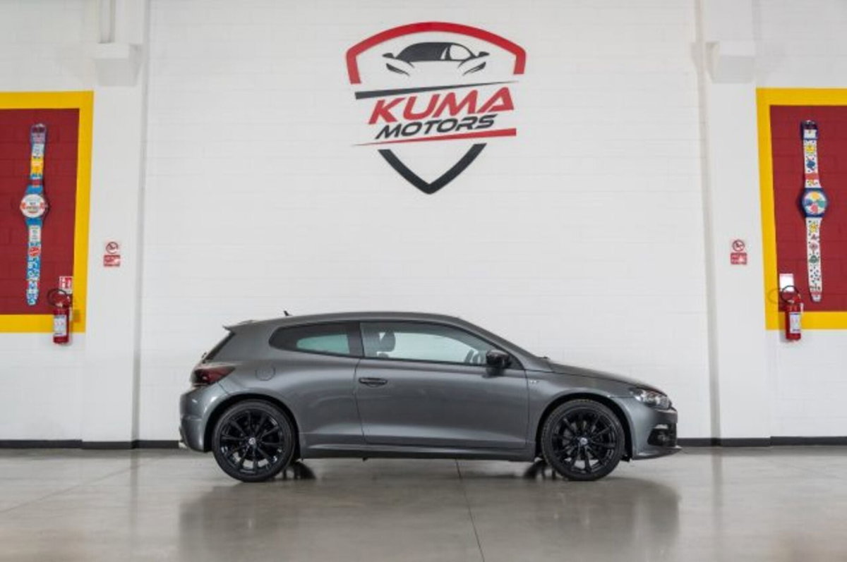 Volkswagen Scirocco 2.0 TSI DSG R (10)