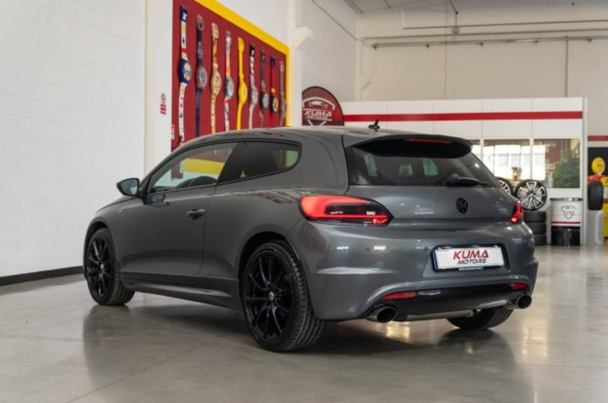 Volkswagen Scirocco 2.0 TSI DSG R (17)