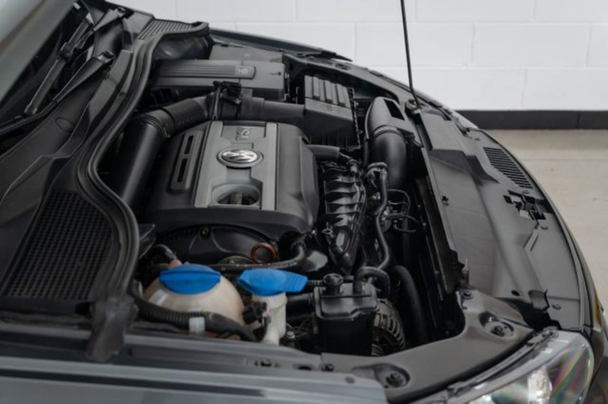 Volkswagen Scirocco 2.0 TSI DSG R (4)