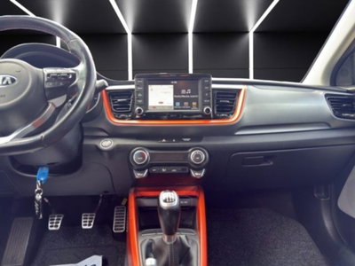Kia Stonic 1.6 CRDi 110 CV Urban (15)