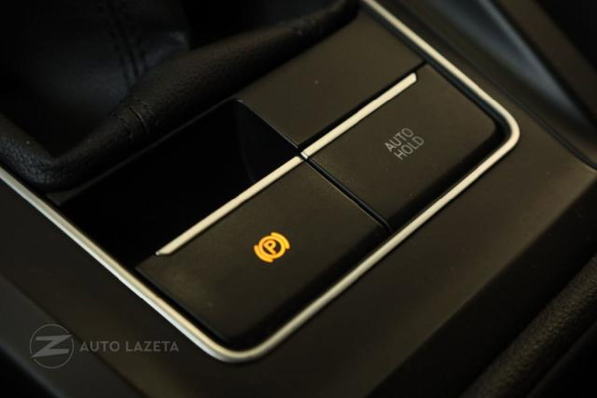 Volkswagen Golf 1.0 TSI EVO Life (11)