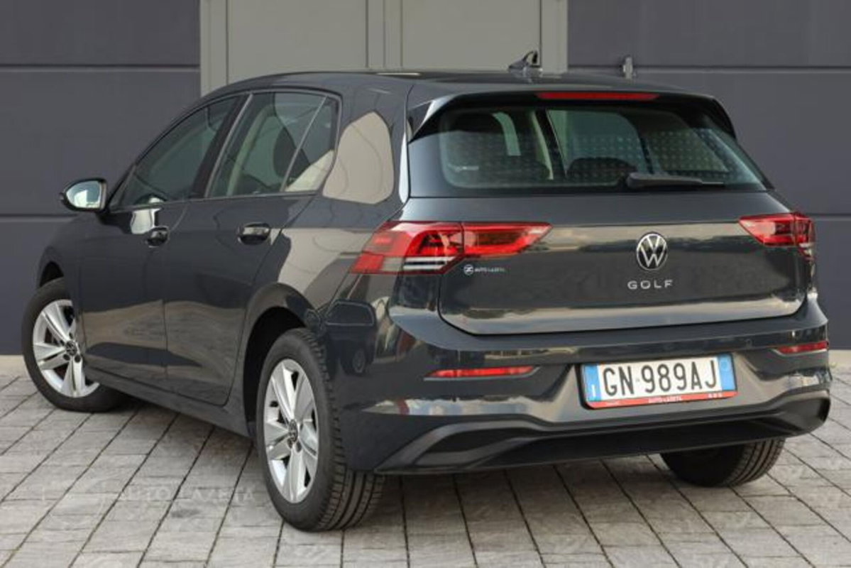 Volkswagen Golf 1.0 TSI EVO Life (3)