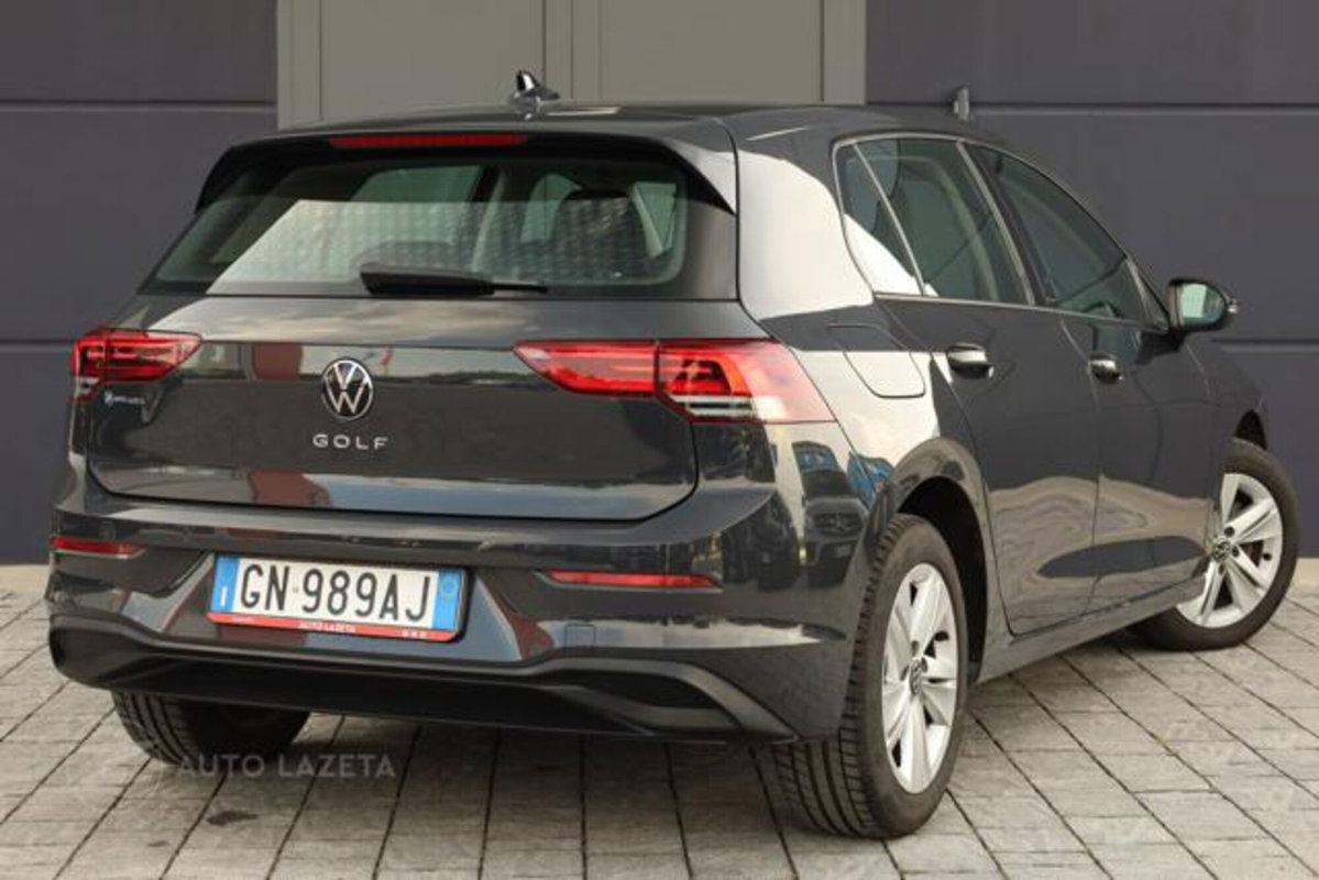 Volkswagen Golf 1.0 TSI EVO Life (4)