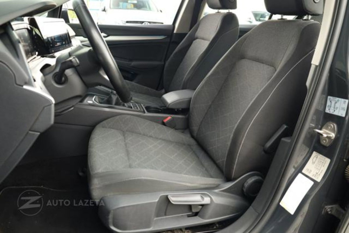 Volkswagen Golf 1.0 TSI EVO Life (6)