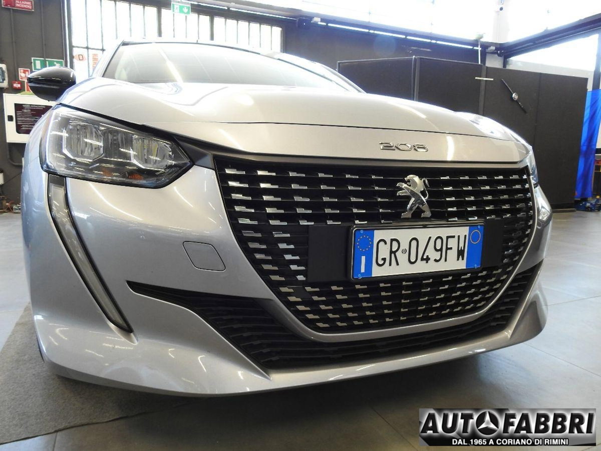 Peugeot 208 82 5p. GPL Allure (2)
