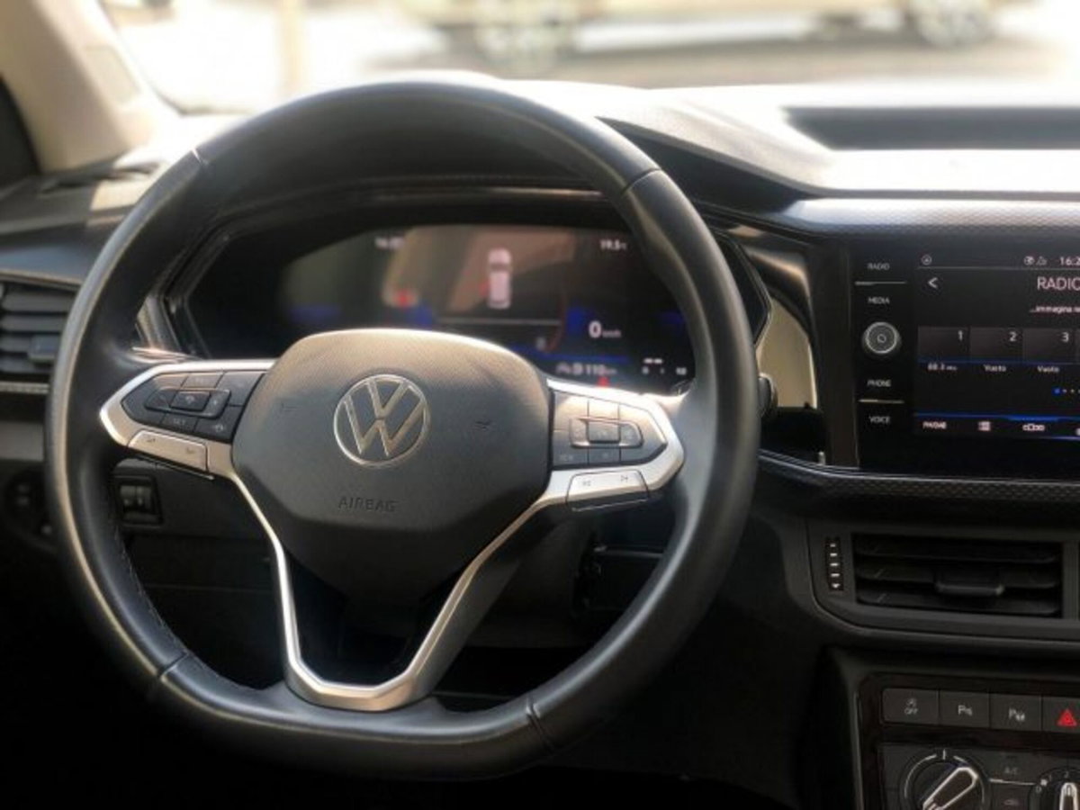 Volkswagen T-Cross 1.0 TSI Style BMT (12)