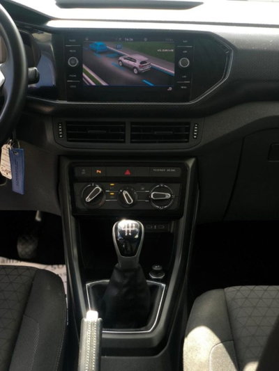 Volkswagen T-Cross 1.0 TSI Style BMT (17)