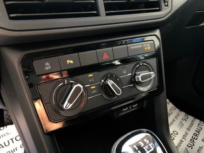 Volkswagen T-Cross 1.0 TSI Style BMT (19)