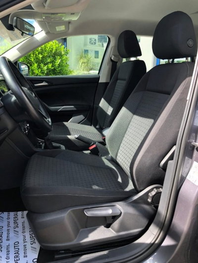 Volkswagen T-Cross 1.0 TSI Style BMT (8)