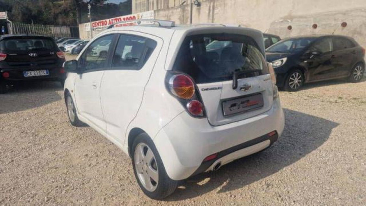 Chevrolet Spark 1.0 LS GPL (4)