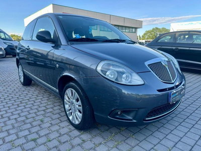Lancia Ypsilon 1.3 MJT 75 CV Diva (3)