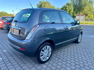 Lancia Ypsilon 1.3 MJT 75 CV Diva (6)