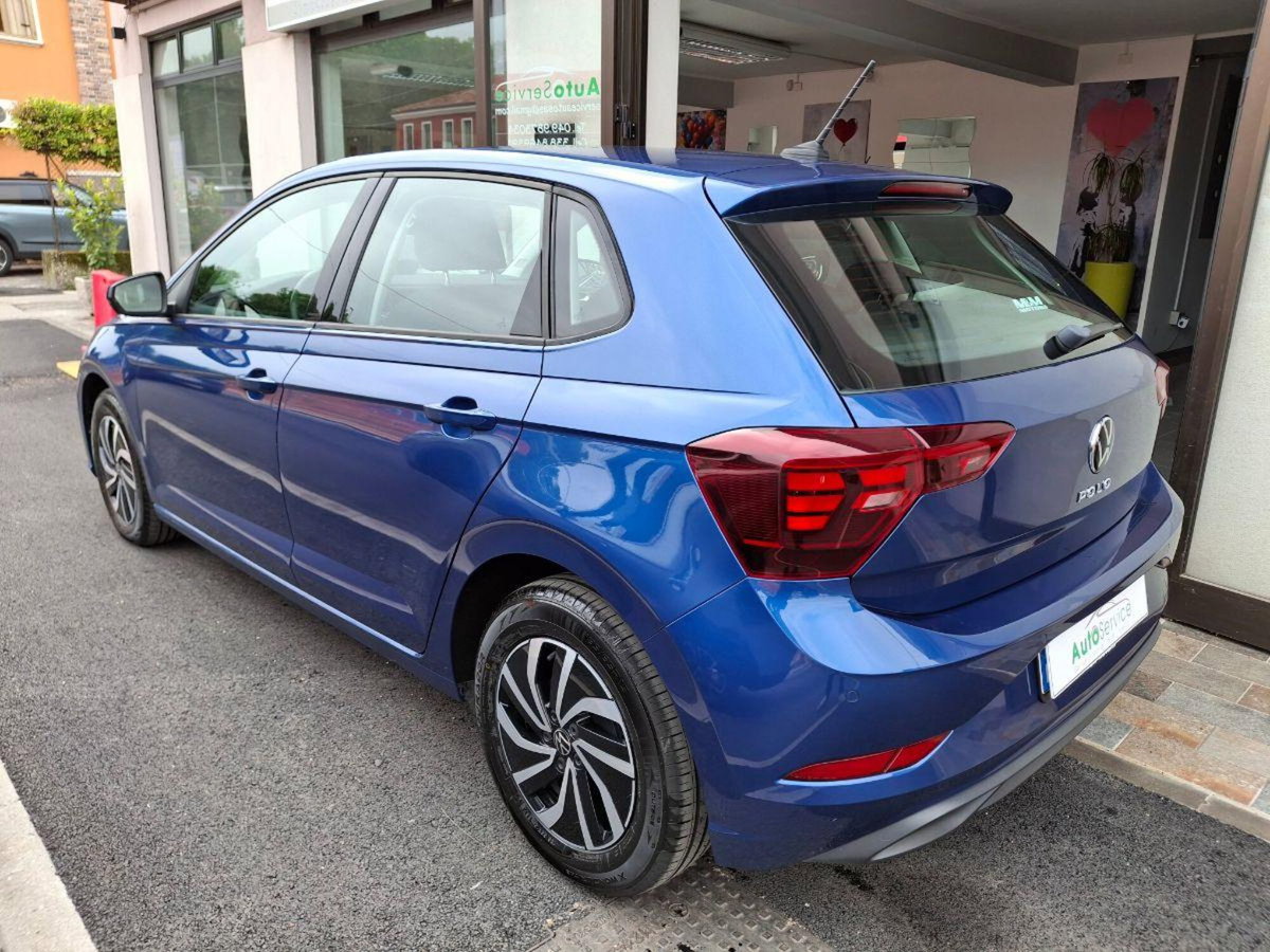 Volkswagen Polo 1.0 tsi Life 95cv (10)