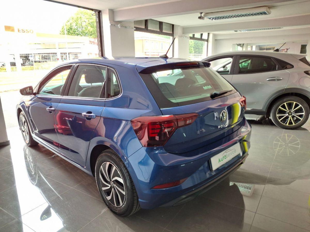Volkswagen Polo 1.0 tsi Life 95cv (2)