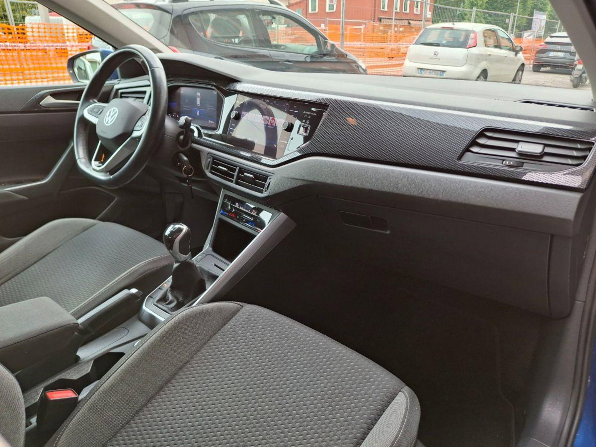 Volkswagen Polo 1.0 tsi Life 95cv (4)