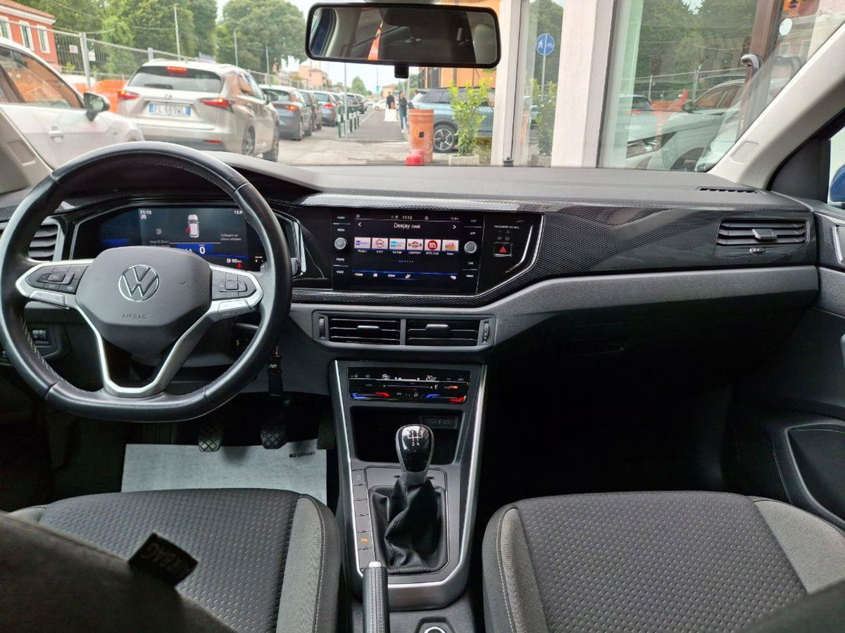 Volkswagen Polo 1.0 tsi Life 95cv (7)