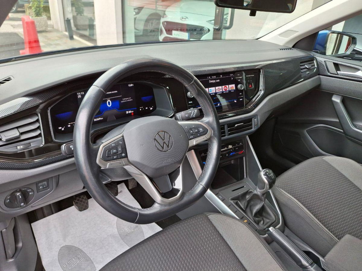 Volkswagen Polo 1.0 tsi Life 95cv (8)