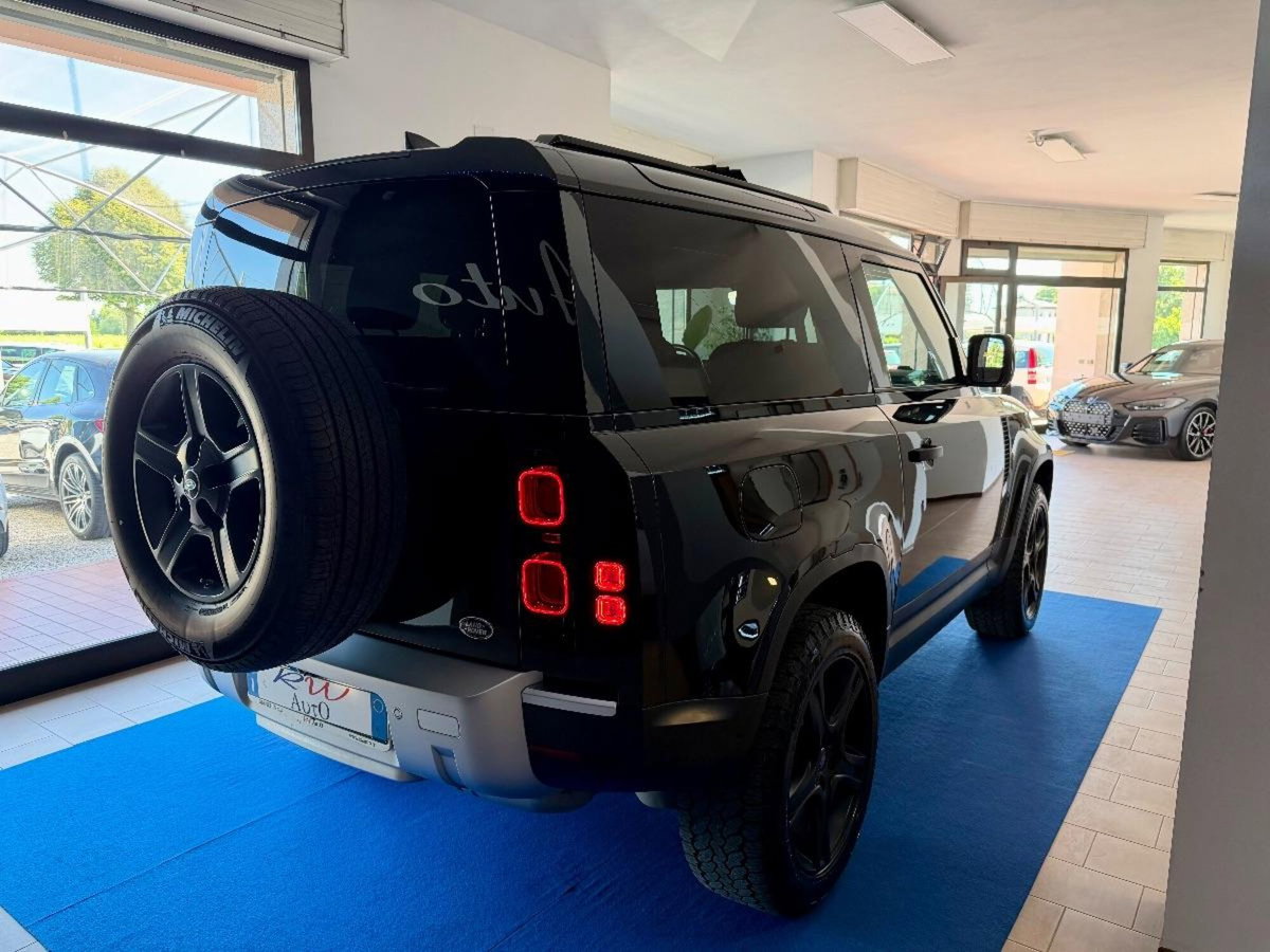 Land Rover Defender 90 3.0d i6 mhev X-Dynamic SE awd 200cv auto (4)
