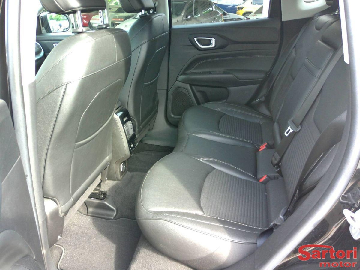 Jeep Compass 1.3 T4 190CV PHEV AT6 4xe Limited (10)