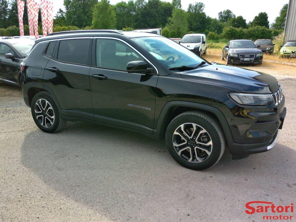 Jeep Compass 1.3 T4 190CV PHEV AT6 4xe Limited (2)