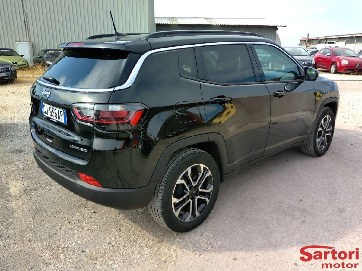 Jeep Compass 1.3 T4 190CV PHEV AT6 4xe Limited (3)