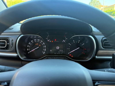 Citroen C3 PureTech 110 S&S Shine (9)