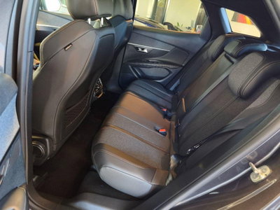 Peugeot 3008 BlueHDi 130 S&S EAT8 GT Line (14)