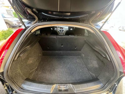Volvo V40 D2 Inscription (14)