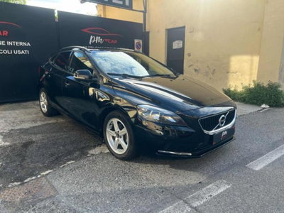 Volvo V40 D2 Inscription (2)