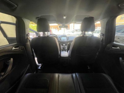 Ford Kuga 1.5 TDCI 120 CV S&S 2WD ST-Line (14)
