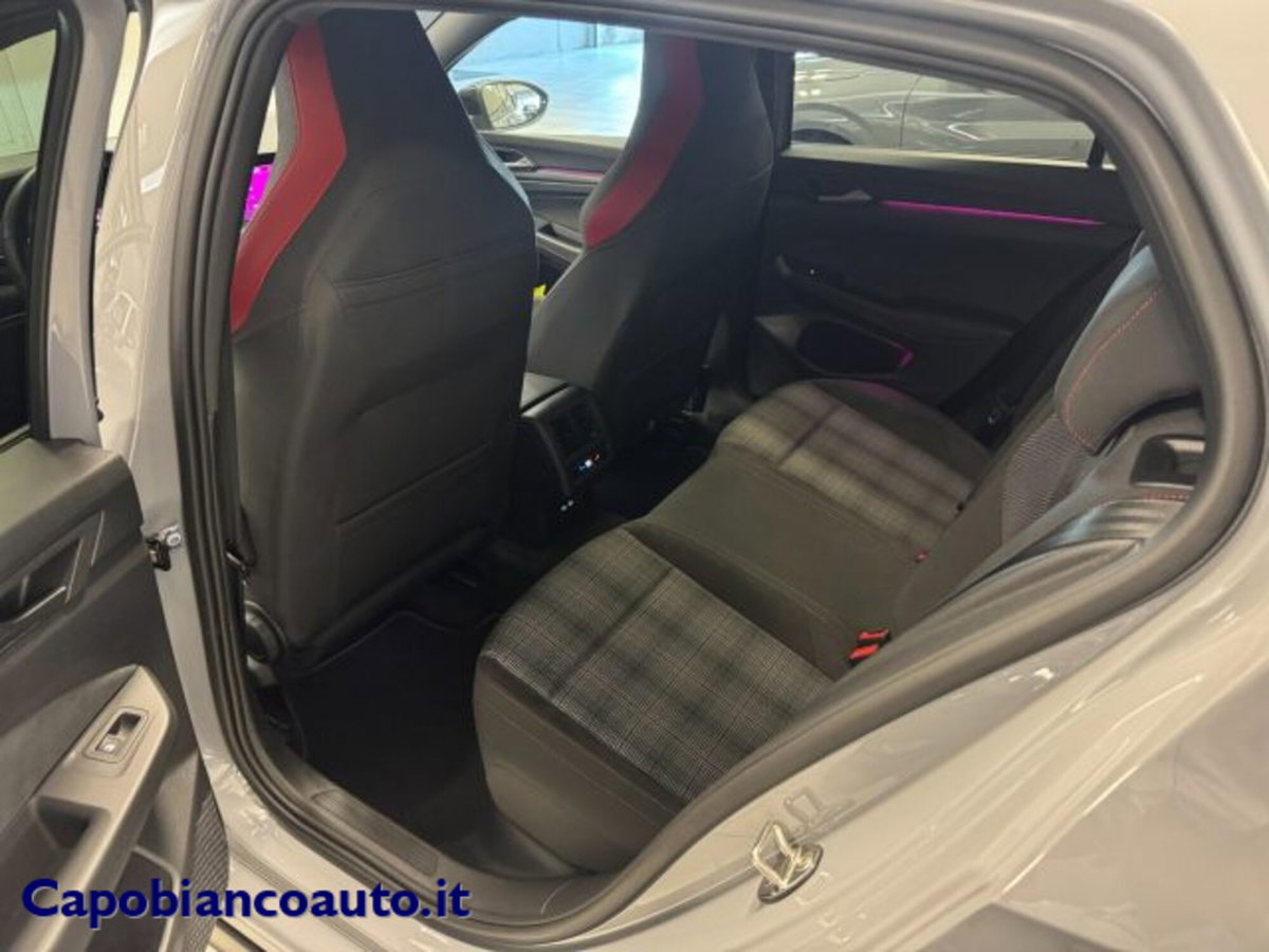 Volkswagen Golf 2.0 TSI GTI DSG (17)