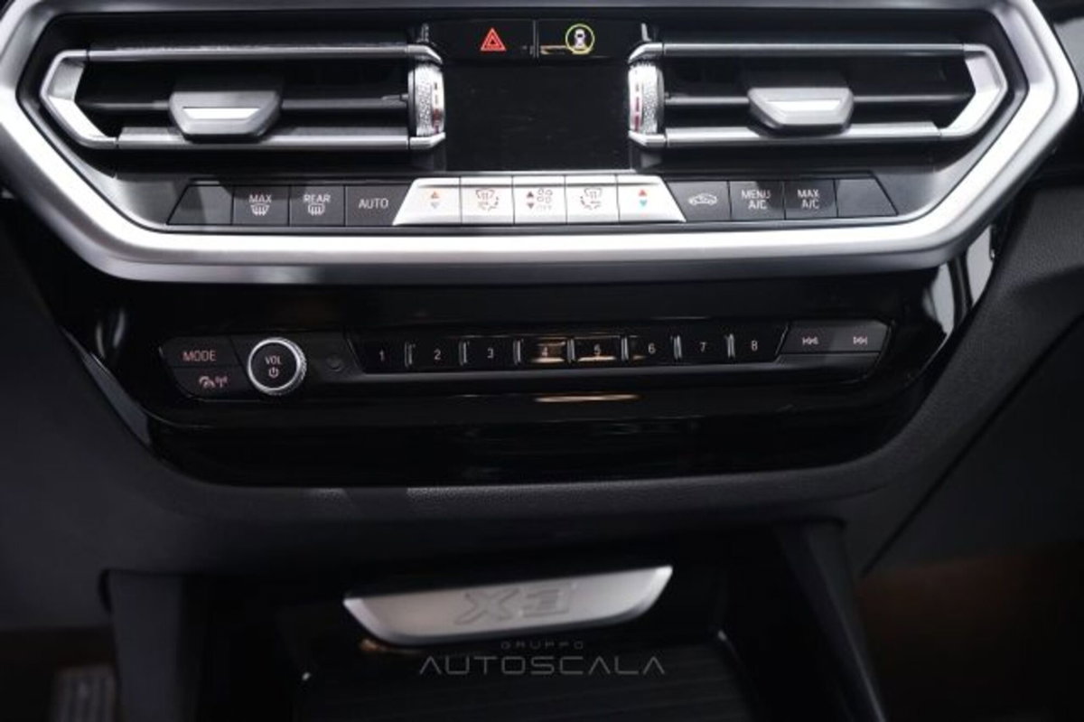 BMW X3 xDrive20i (18)