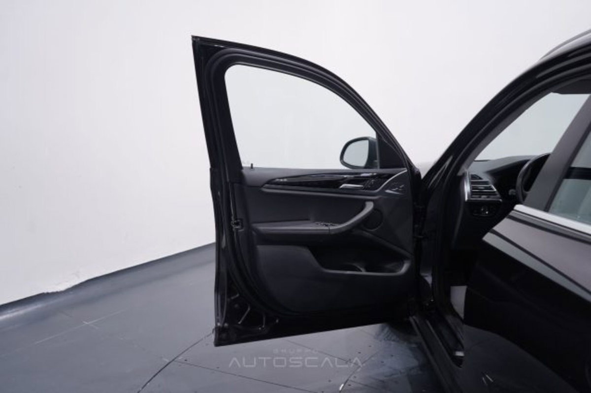 BMW X3 xDrive20i (9)