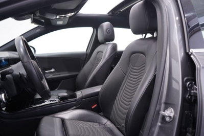 Mercedes-Benz Classe A Sedan 180 d Automatic 4p. Business (11)