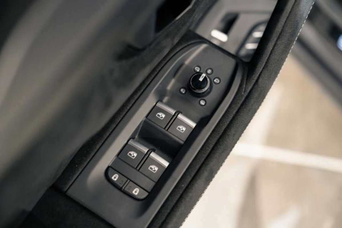 Lamborghini Urus 4.0 V8 S auto (17)