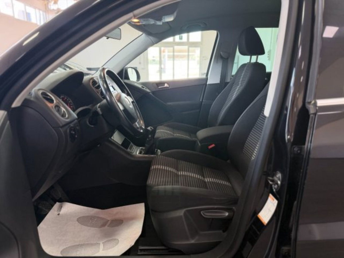 Volkswagen Tiguan 1.4 TSI 4MOTION Sport & Style (9)