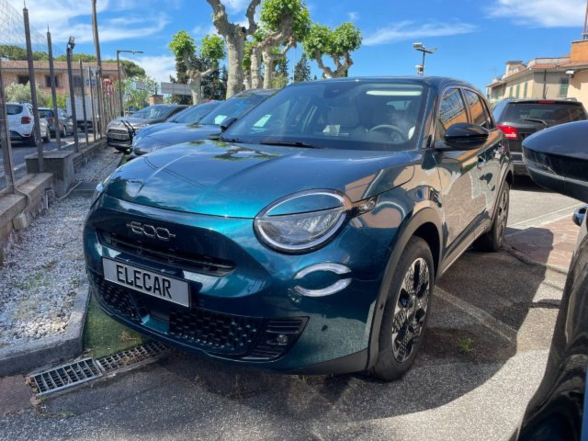 Fiat 600 1.2 hybrid La Prima 145cv auto