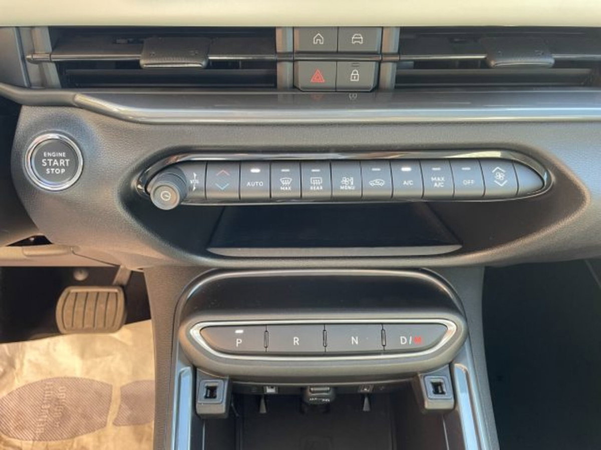 Fiat 600 1.2 hybrid La Prima 145cv auto (11)