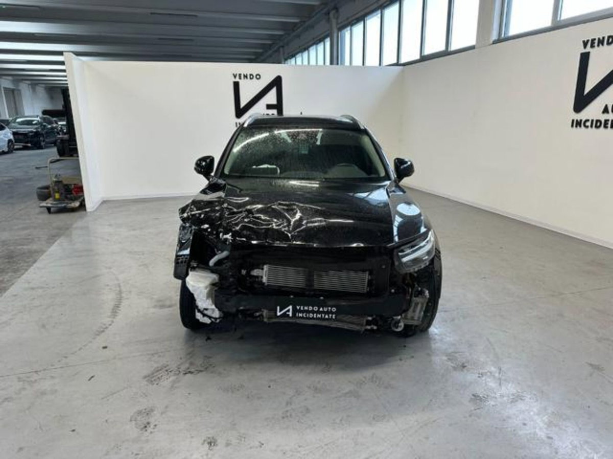 Volvo XC40 T4 Recharge Plug-in Hybrid Inscription Expression (2)