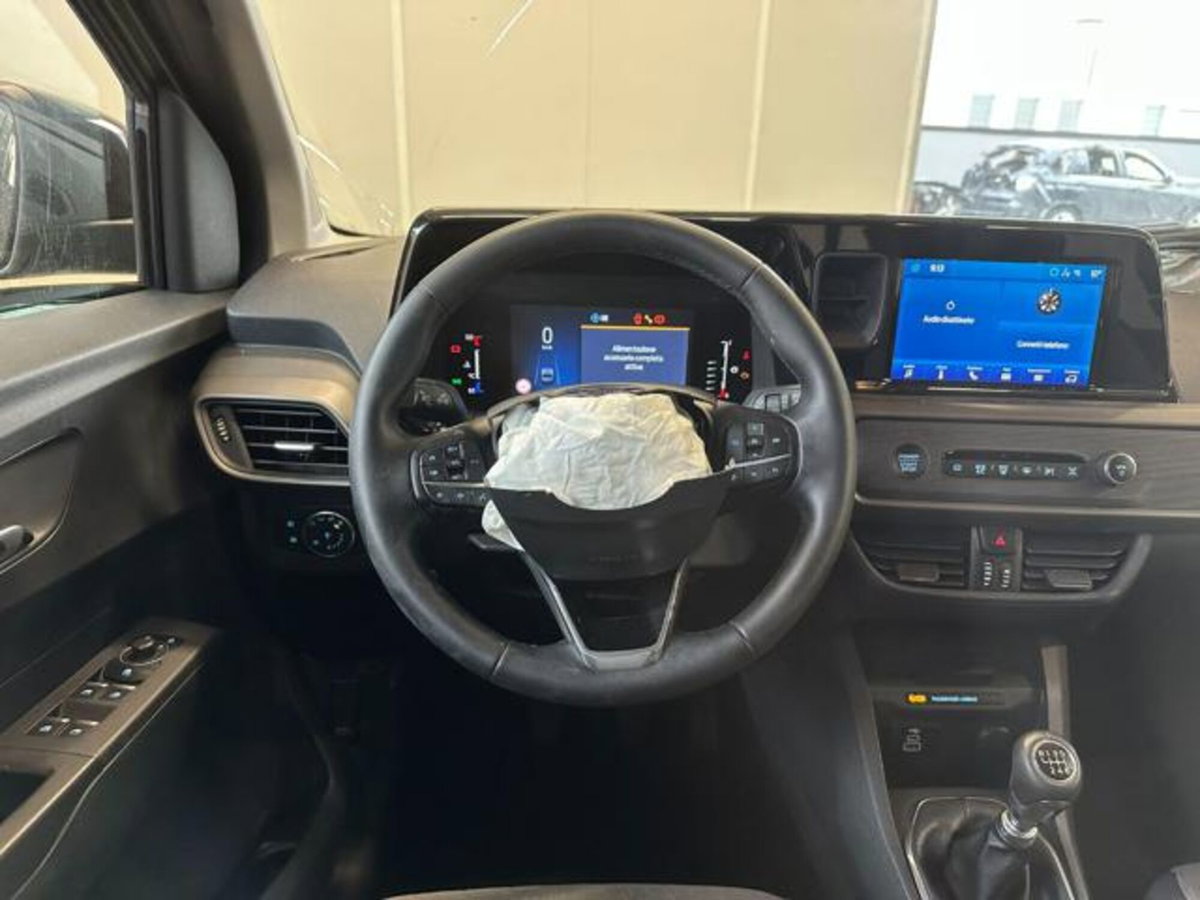 Ford Tourneo Courier 1.0 EcoBoost 100 CV Plus (15)